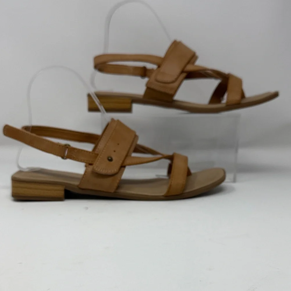Frye and Co. Cassia Vegan Strappy Open Toe Tan Sandals Size 8.5